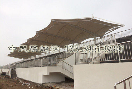 安徽六安毛坦厂中学新校区体育场看台
