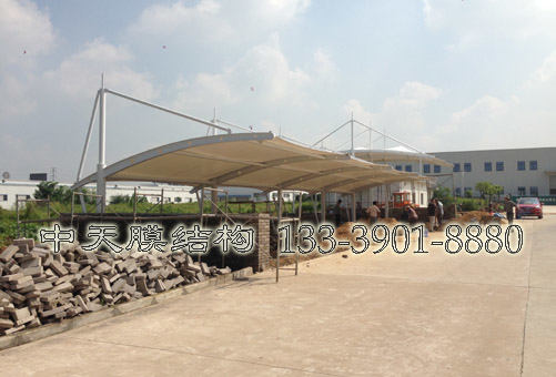 六安市电力公司小汽车大巴车车棚